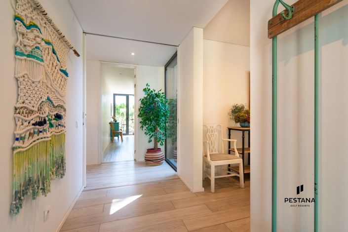 Image No.27-5 Bed Villa for sale