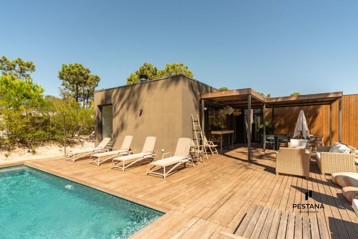 Image No.35-5 Bed Villa for sale