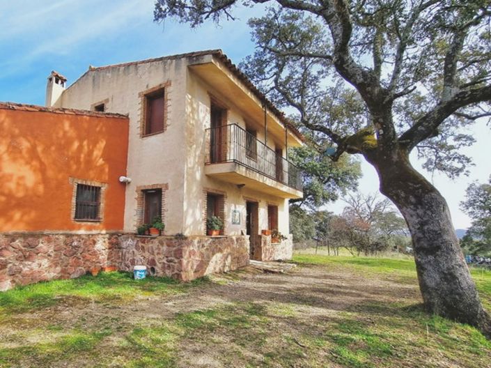 Image No.1-Propriété de 6 chambres à vendre à Aracena