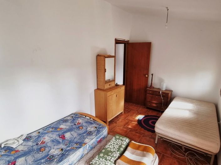 Image No.25-6 Bed Property for sale