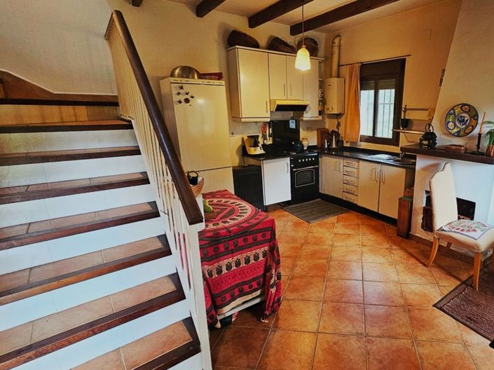 Image No.16-2 Bed Property for sale