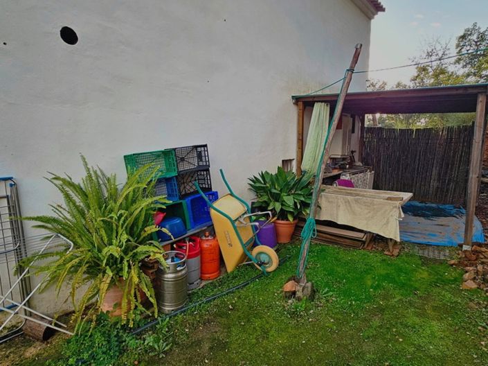 Image No.26-2 Bed Property for sale