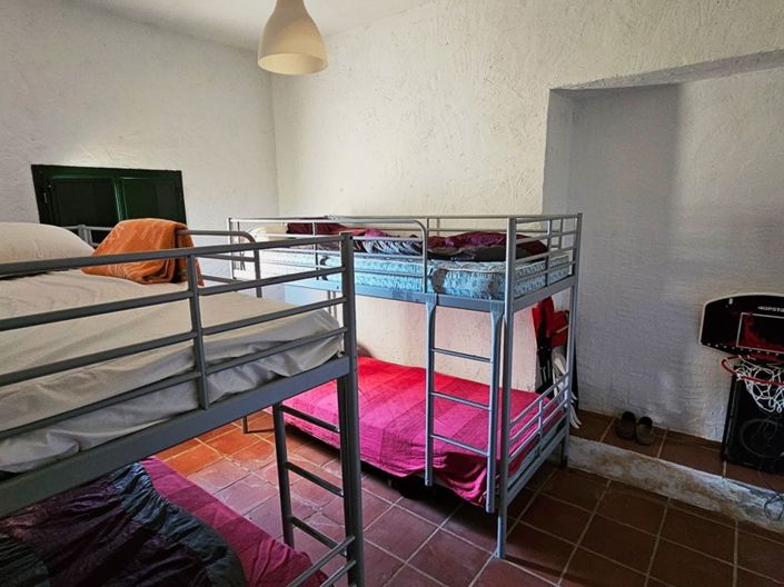 Image No.13-4 Bed Property for sale