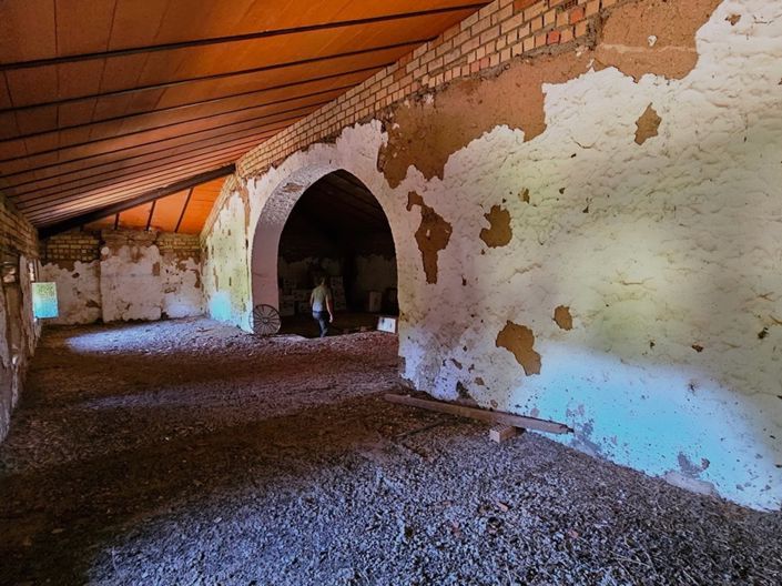 Image No.17-4 Bed Property for sale