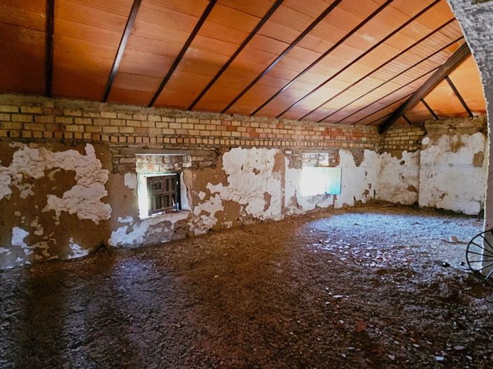 Image No.21-4 Bed Property for sale