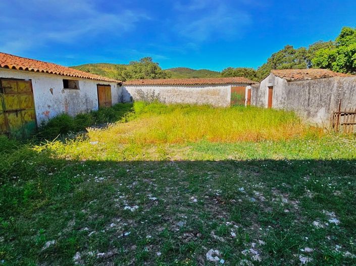 Image No.24-4 Bed Property for sale