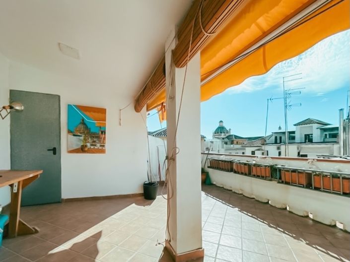 Image No.27-1 Bed Property for sale