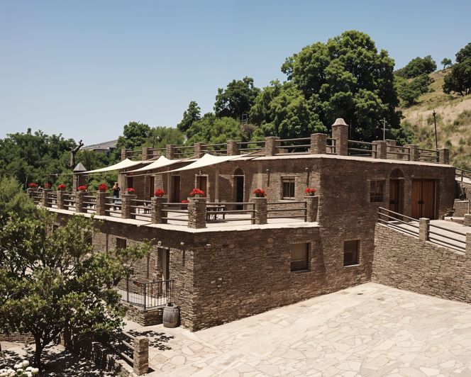 Image No.1-8 Bed Property for sale