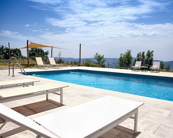 Image No.5-8 Bed Property for sale