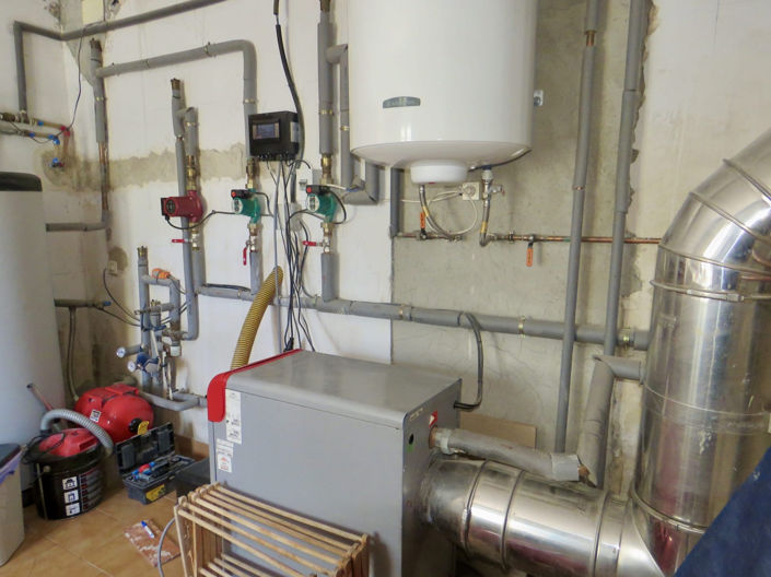 Image No.49-5 Bed Property for sale