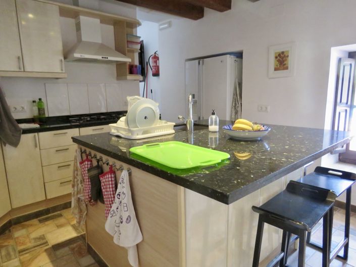 Image No.11-4 Bed Property for sale