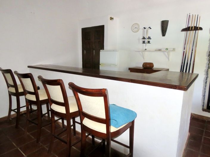 Image No.18-4 Bed Property for sale