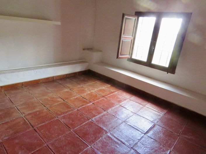 Image No.44-4 Bed Property for sale