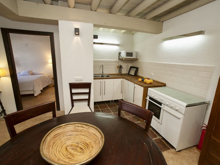 Image No.41-12 Bed Property for sale