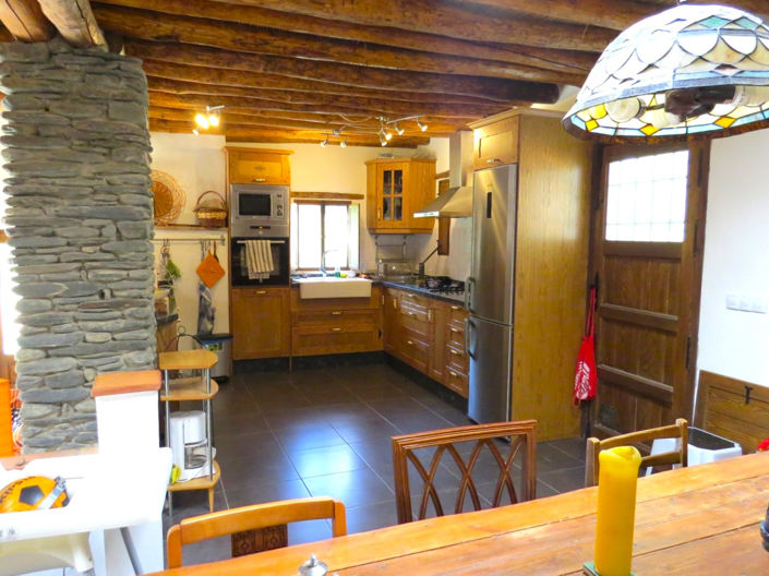 Image No.14-3 Bed Property for sale