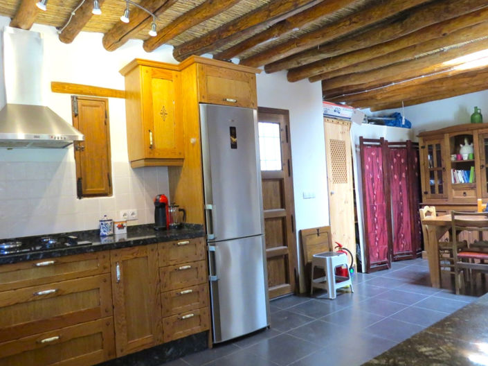 Image No.17-3 Bed Property for sale