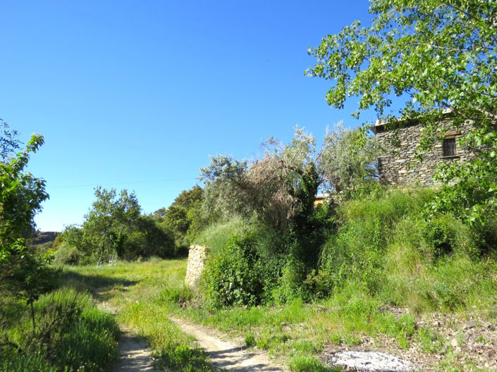 Image No.40-3 Bed Property for sale