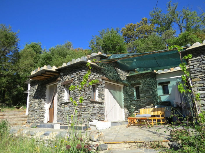 Image No.1-3 Bed Property for sale