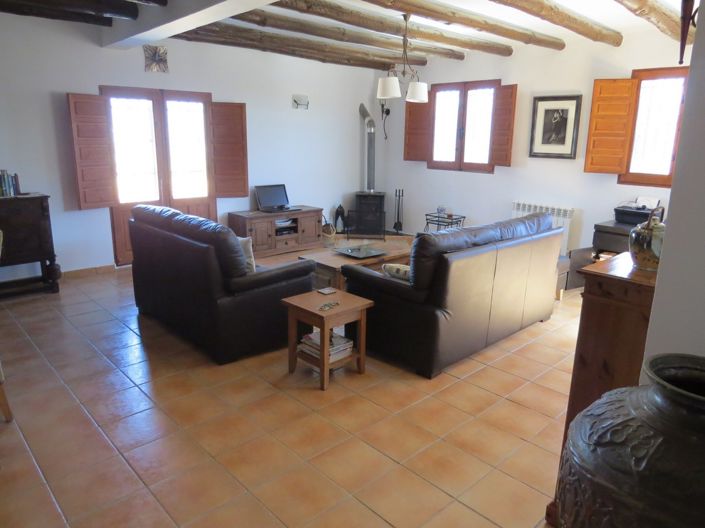 Image No.13-4 Bed Property for sale