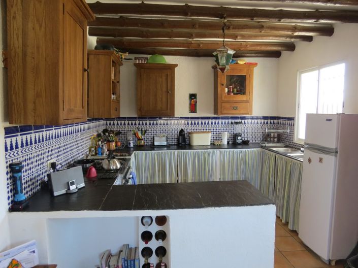 Image No.5-4 Bed Property for sale