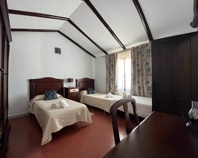 Image No.39-10 Bed Property for sale