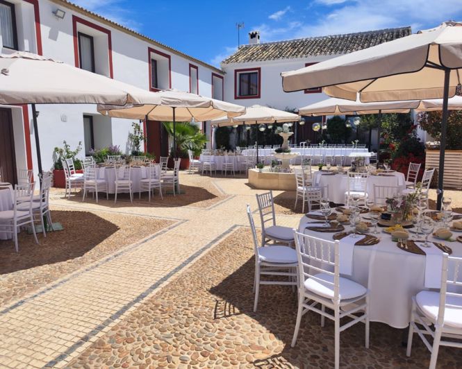 Image No.4-10 Bed Property for sale