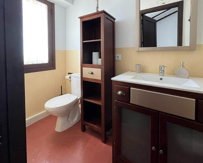 Image No.41-10 Bed Property for sale