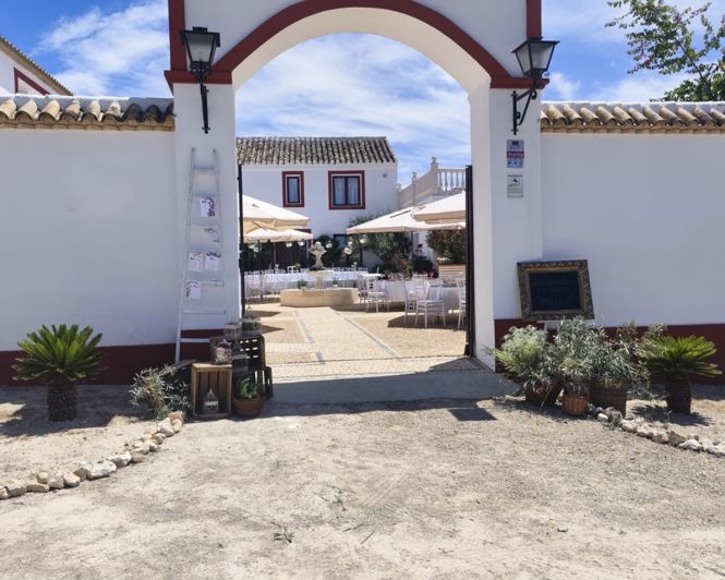 Image No.6-10 Bed Property for sale