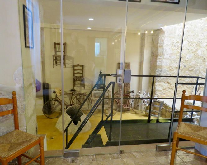 Image No.8-10 Bed Property for sale