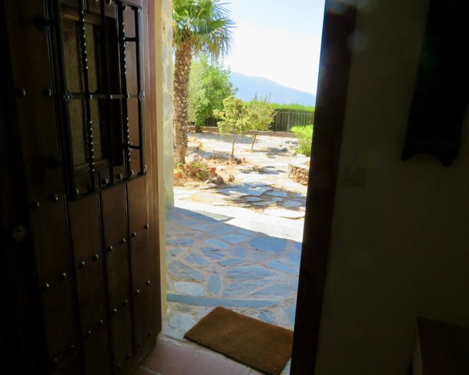 Image No.16-4 Bed Property for sale