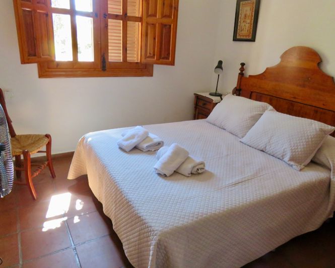 Image No.31-4 Bed Property for sale