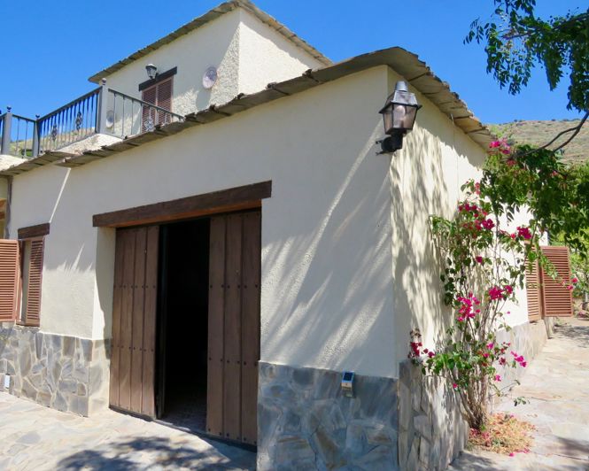 Image No.7-4 Bed Property for sale