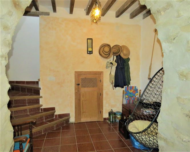 Image No.19-3 Bed Property for sale