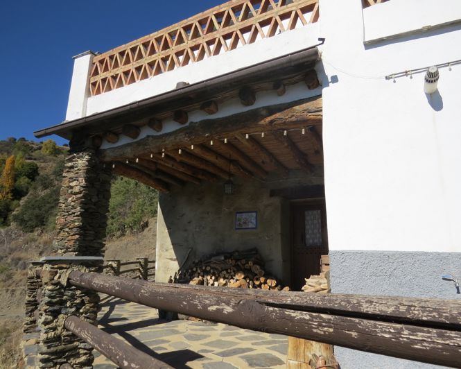 Image No.40-3 Bed Property for sale