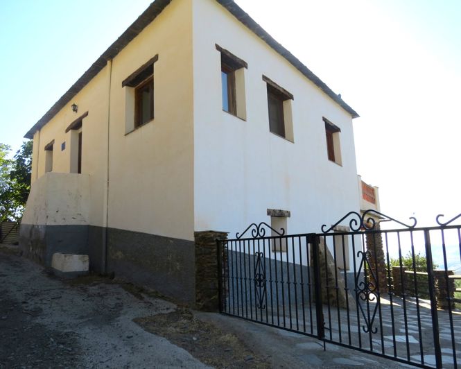 Image No.6-3 Bed Property for sale