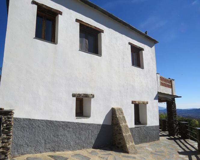 Image No.9-3 Bed Property for sale