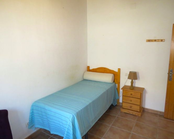 Image No.30-3 Bed Property for sale