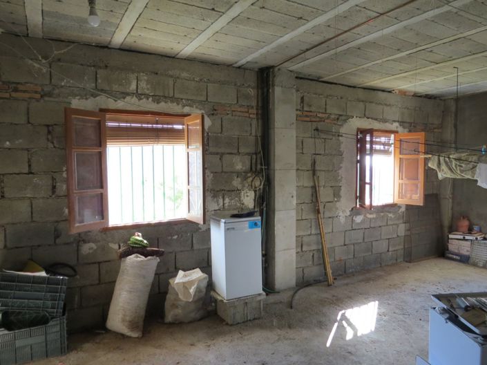 Image No.23-4 Bed Property for sale