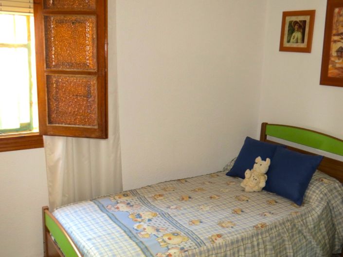 Image No.36-4 Bed Property for sale