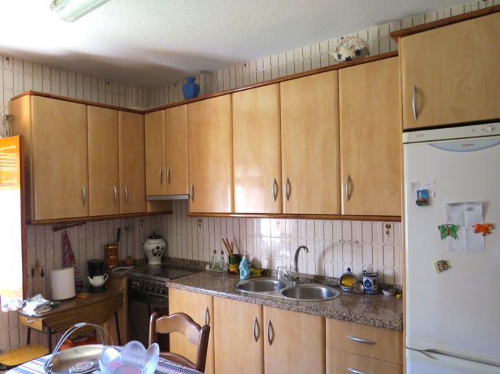 Image No.48-4 Bed Property for sale