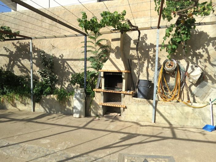 Image No.6-4 Bed Property for sale