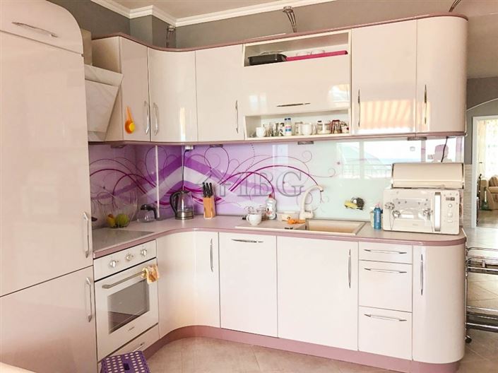 Image No.2-Appartement de 2 chambres à vendre à Sveti Vlas