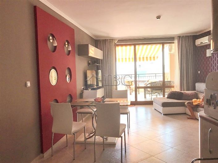 Image No.3-Appartement de 2 chambres à vendre à Sveti Vlas