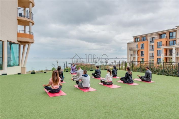 Image No.50-Appartement de 2 chambres à vendre à Sveti Vlas