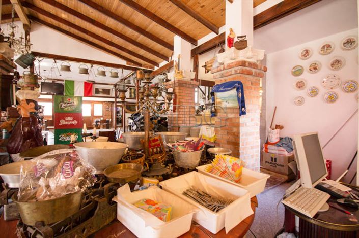 Image No.6-3 Bed Commercial for sale