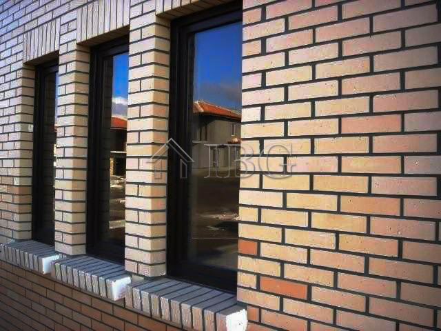 Image No.9-3 Bed House for sale