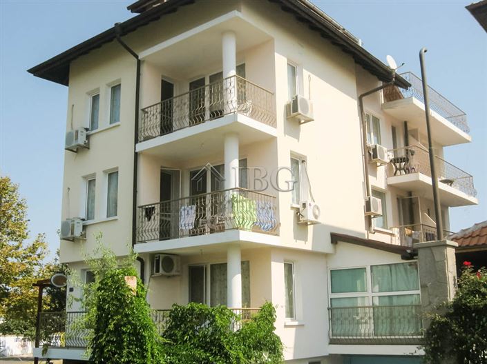 Image No.1-13 Bed Hotel for sale