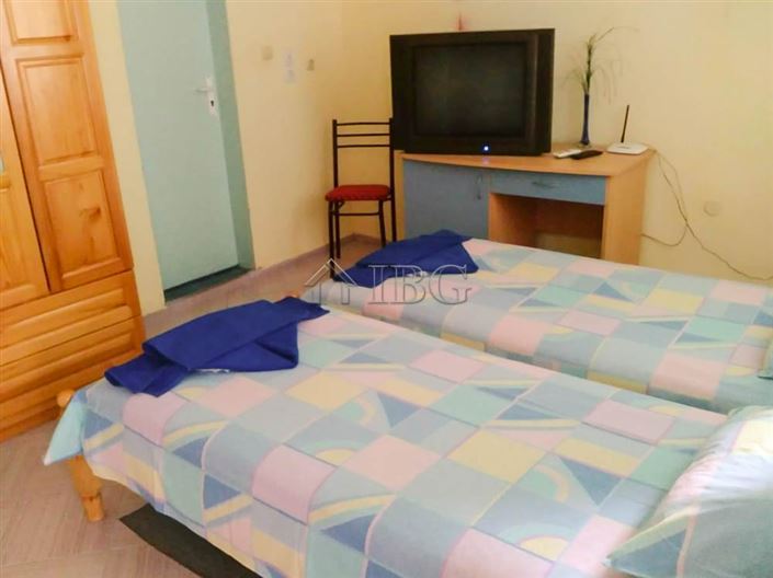 Image No.7-13 Bed Hotel for sale