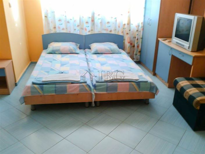 Image No.8-13 Bed Hotel for sale