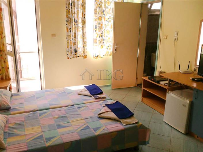 Image No.9-13 Bed Hotel for sale